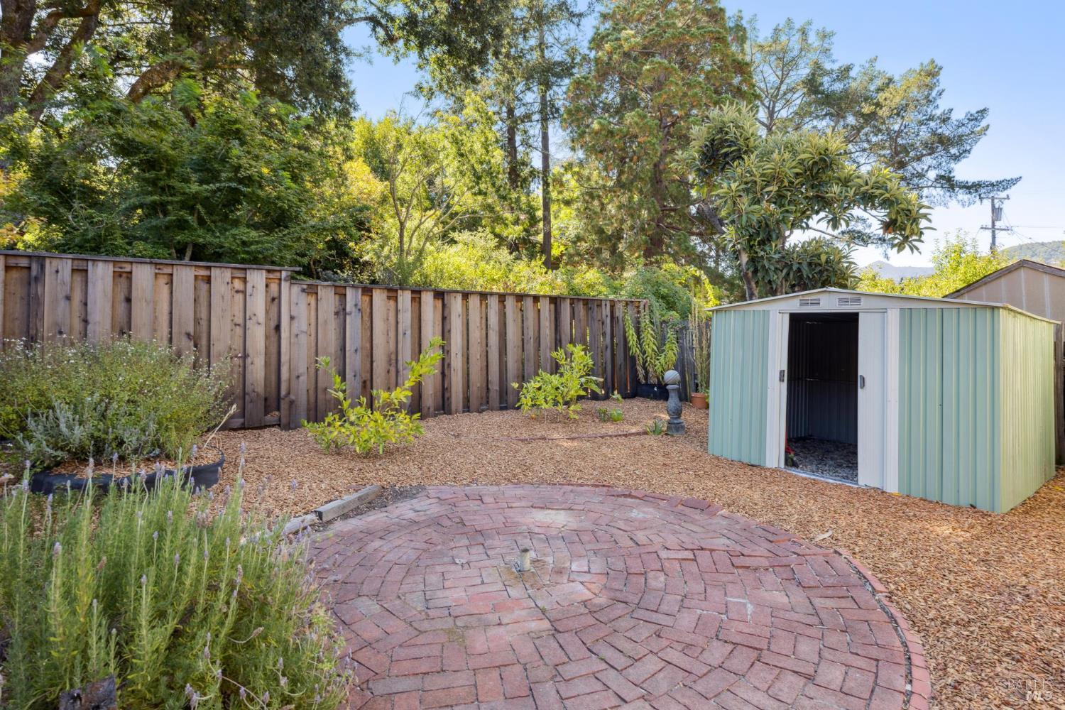 Detail Gallery Image 38 of 40 For 95 the Alameda Unkn, San Anselmo,  CA 94960 - 3 Beds | 2 Baths