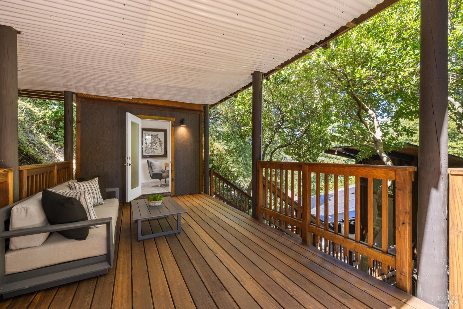 Detail Gallery Image 45 of 56 For 306 Edgewood Ave, Mill Valley,  CA 94941 - 4 Beds | 3 Baths
