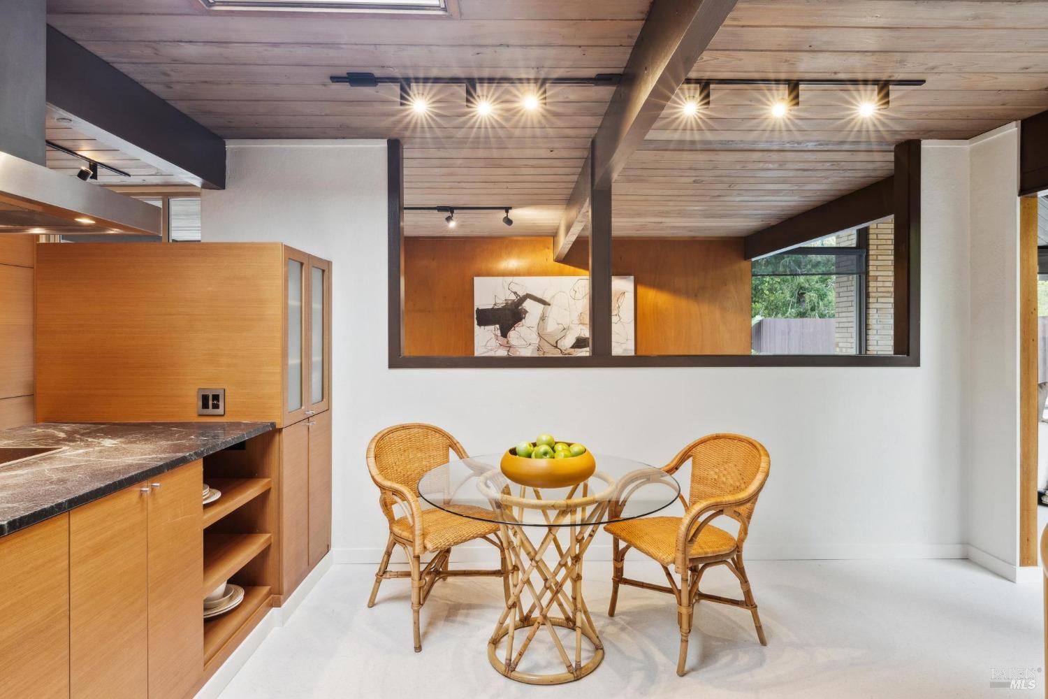 Detail Gallery Image 24 of 55 For 87 Mount Rainier Dr, San Rafael,  CA 94903 - 5 Beds | 2 Baths