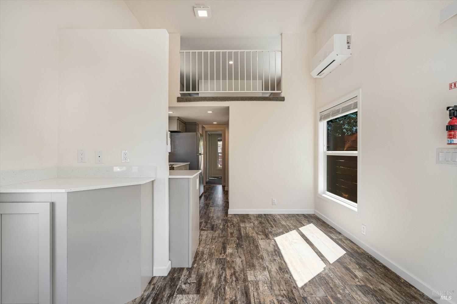 Detail Gallery Image 11 of 32 For 101 Colgan Ave 2, Santa Rosa,  CA 95404 - 1 Beds | 1 Baths