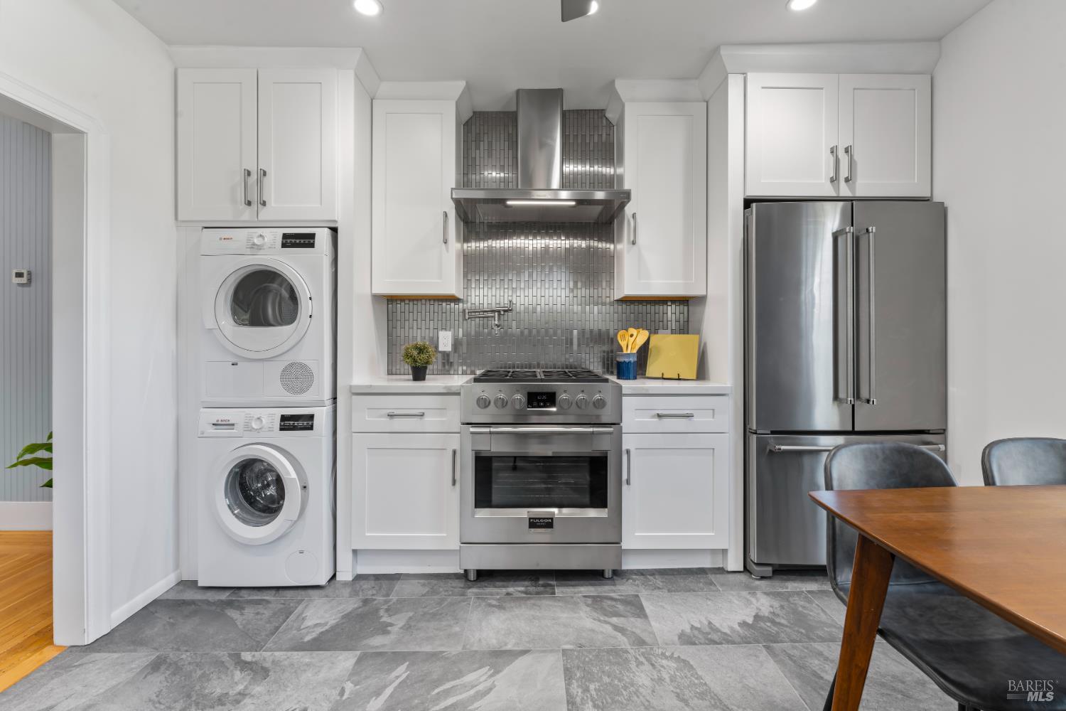 Detail Gallery Image 64 of 77 For 108 Randolph St, Napa,  CA 94559 - 3 Beds | 3 Baths