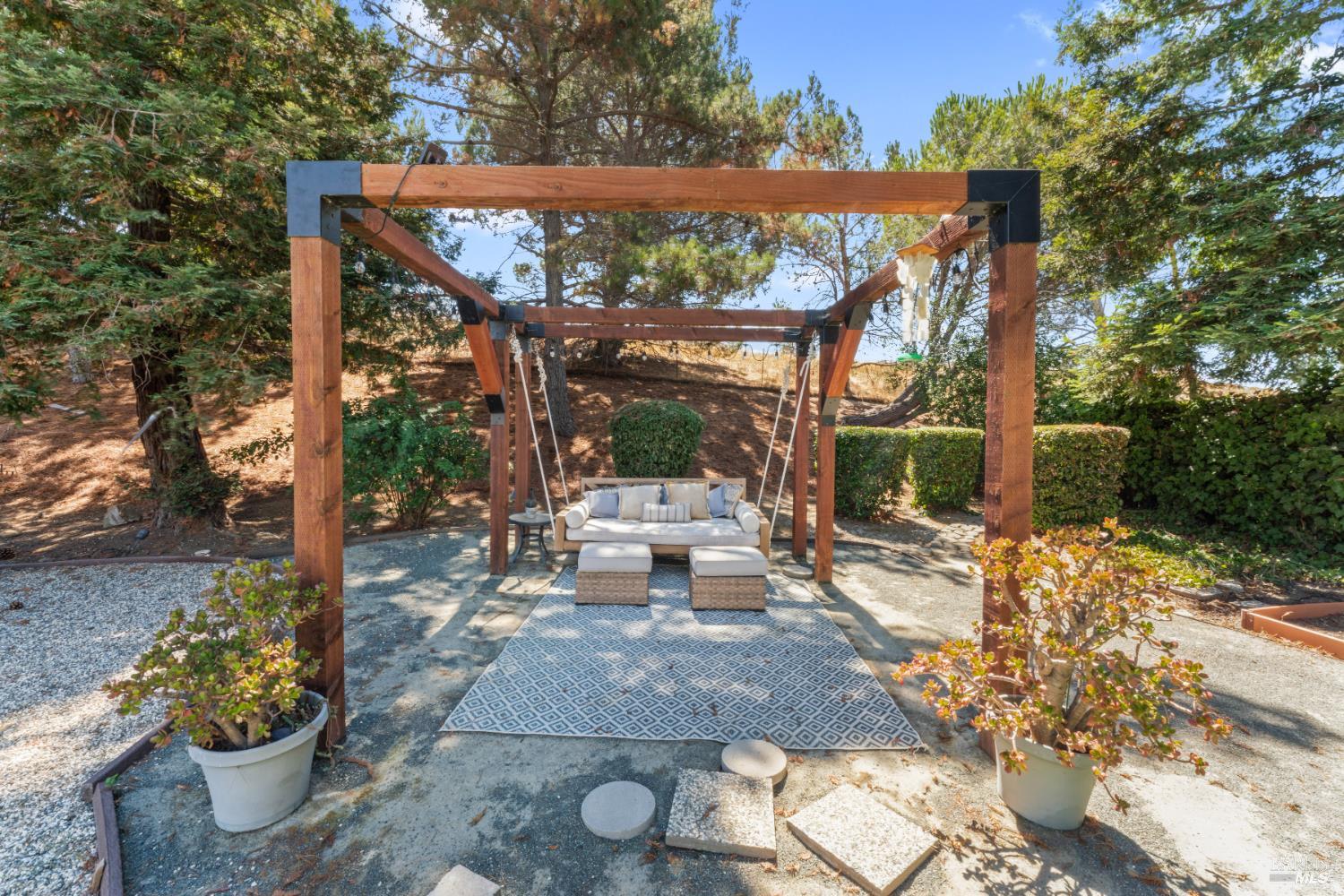 Detail Gallery Image 37 of 47 For 921 Bolton Cir, Benicia,  CA 94510 - 3 Beds | 2/1 Baths