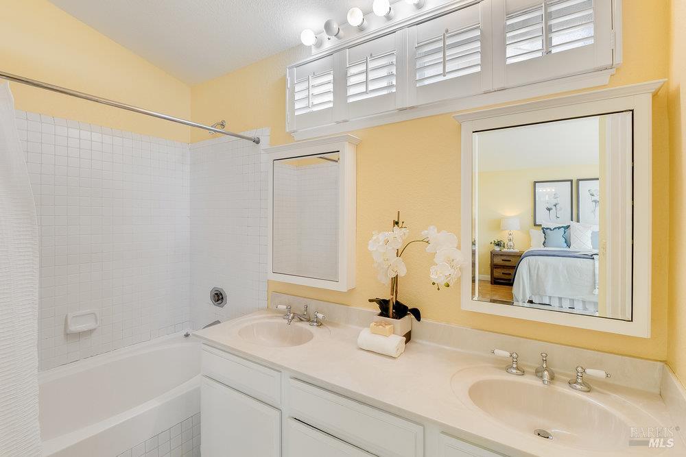 Detail Gallery Image 30 of 61 For 108 James River Rd, Vallejo,  CA 94591 - 3 Beds | 2/1 Baths