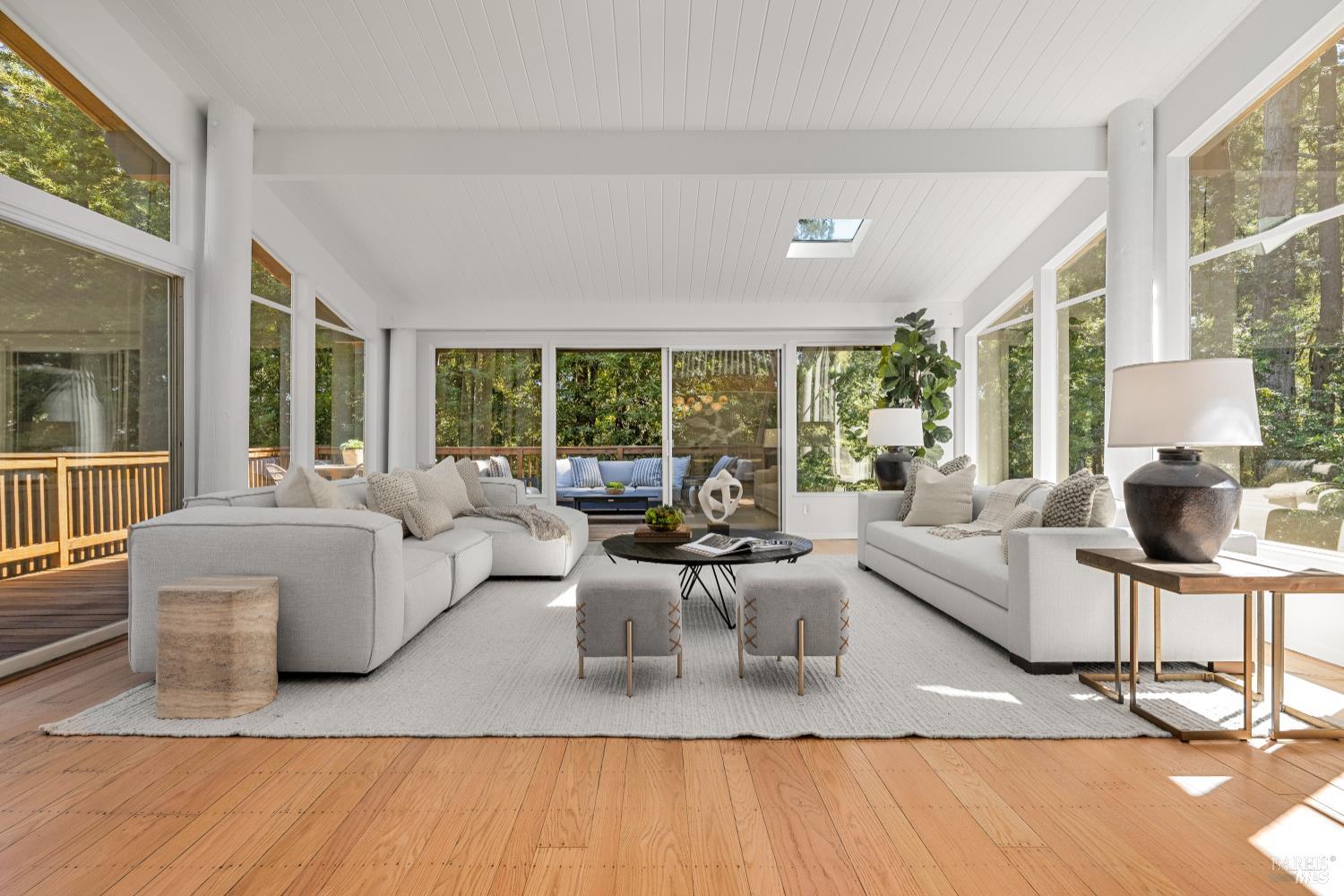 Detail Gallery Image 4 of 56 For 306 Edgewood Ave, Mill Valley,  CA 94941 - 4 Beds | 3 Baths