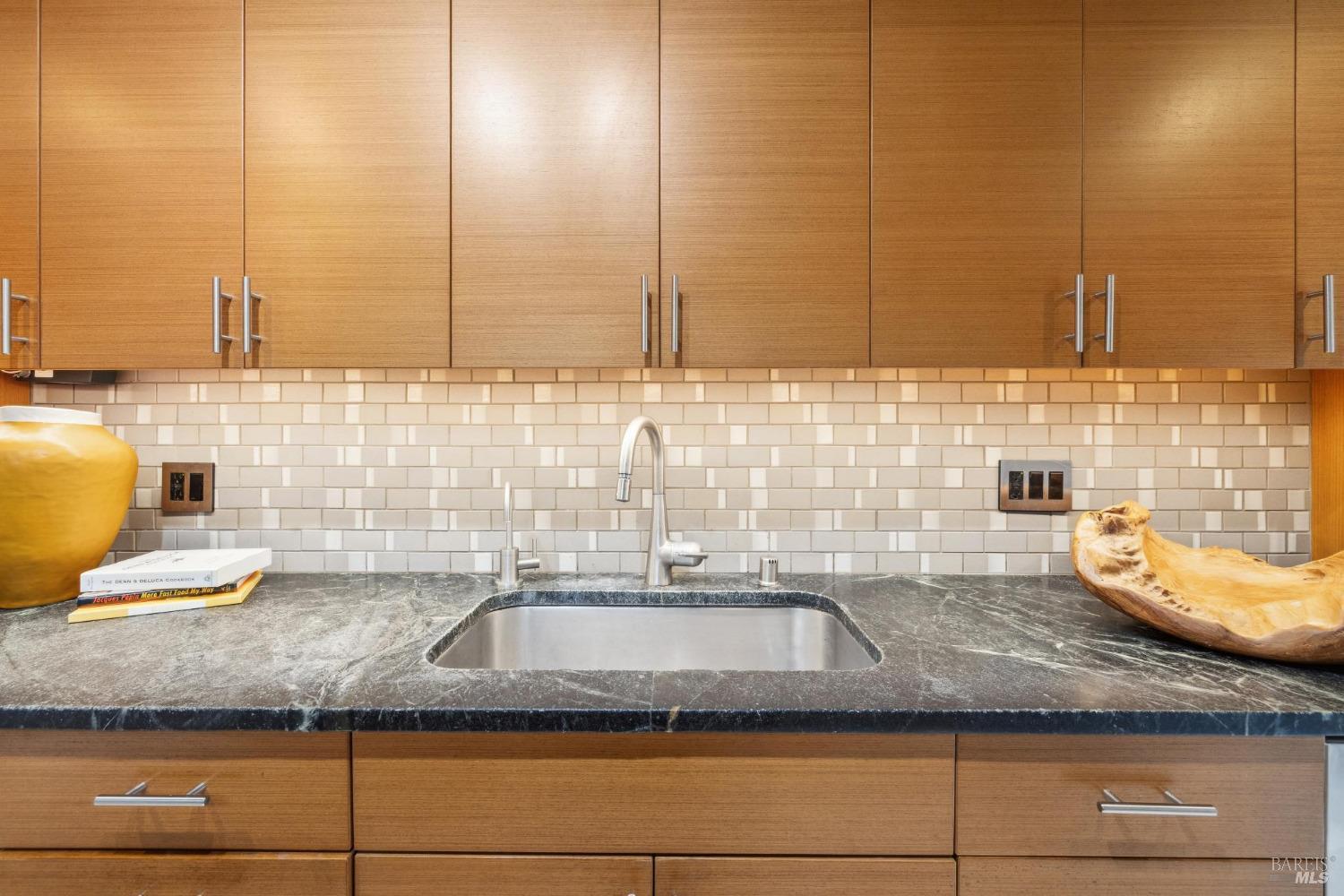 Detail Gallery Image 29 of 55 For 87 Mount Rainier Dr, San Rafael,  CA 94903 - 5 Beds | 2 Baths