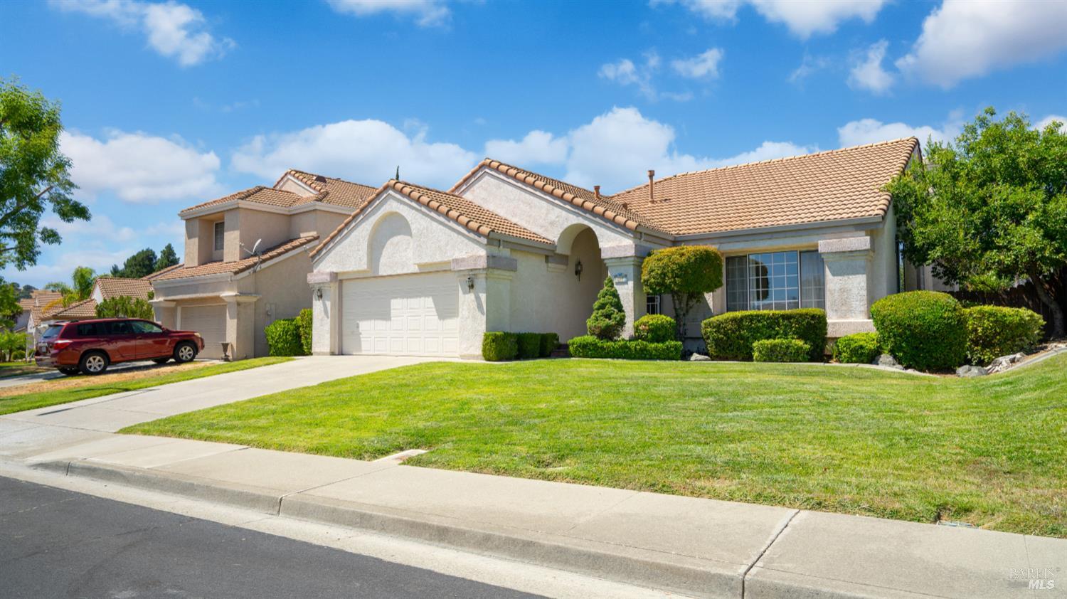 Detail Gallery Image 1 of 58 For 202 Bantry Dr, Vacaville,  CA 95688 - 3 Beds | 2 Baths