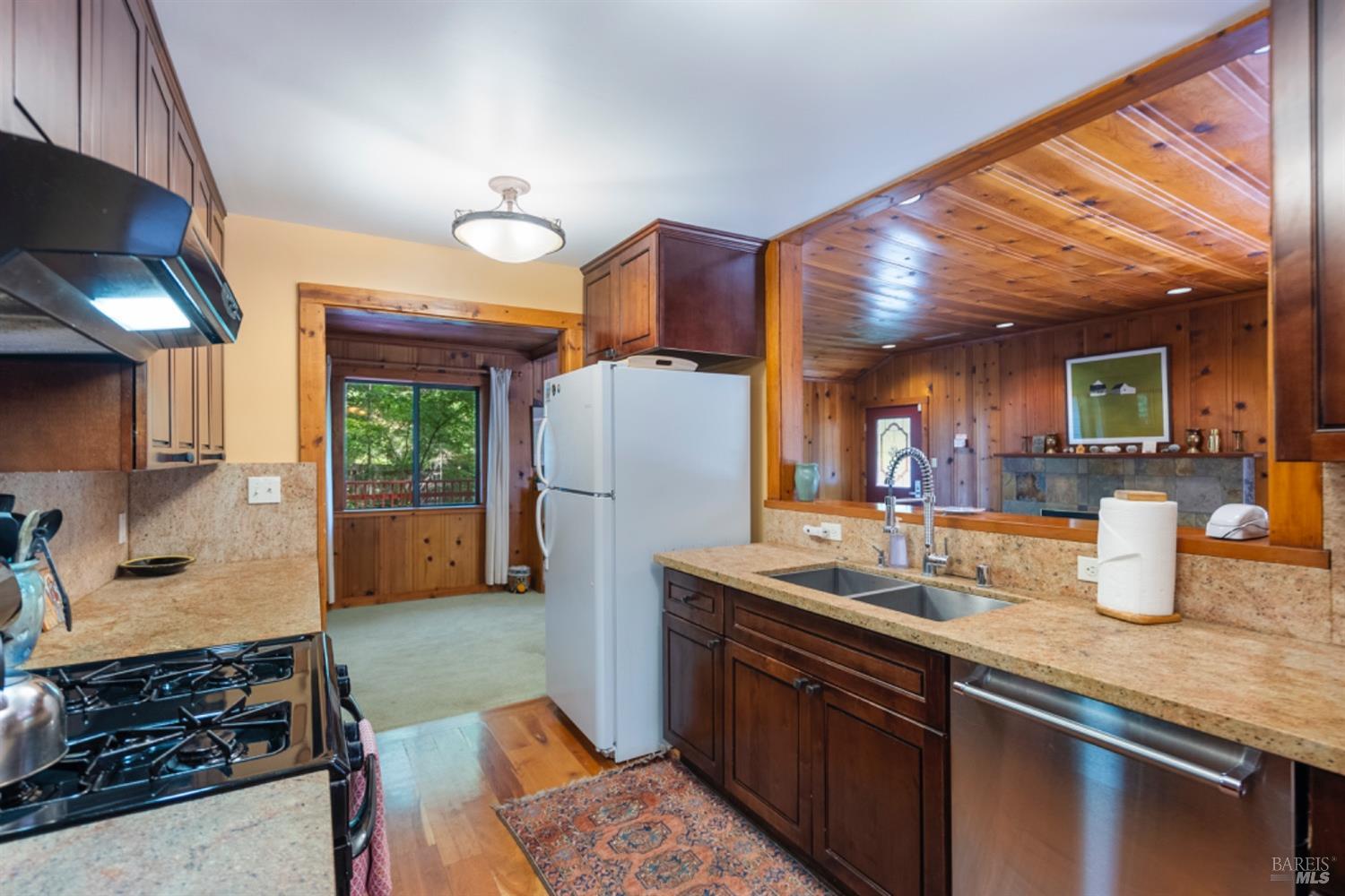 Detail Gallery Image 13 of 39 For 7600 Bohemian Hwy, Occidental,  CA 95465 - 2 Beds | 1 Baths
