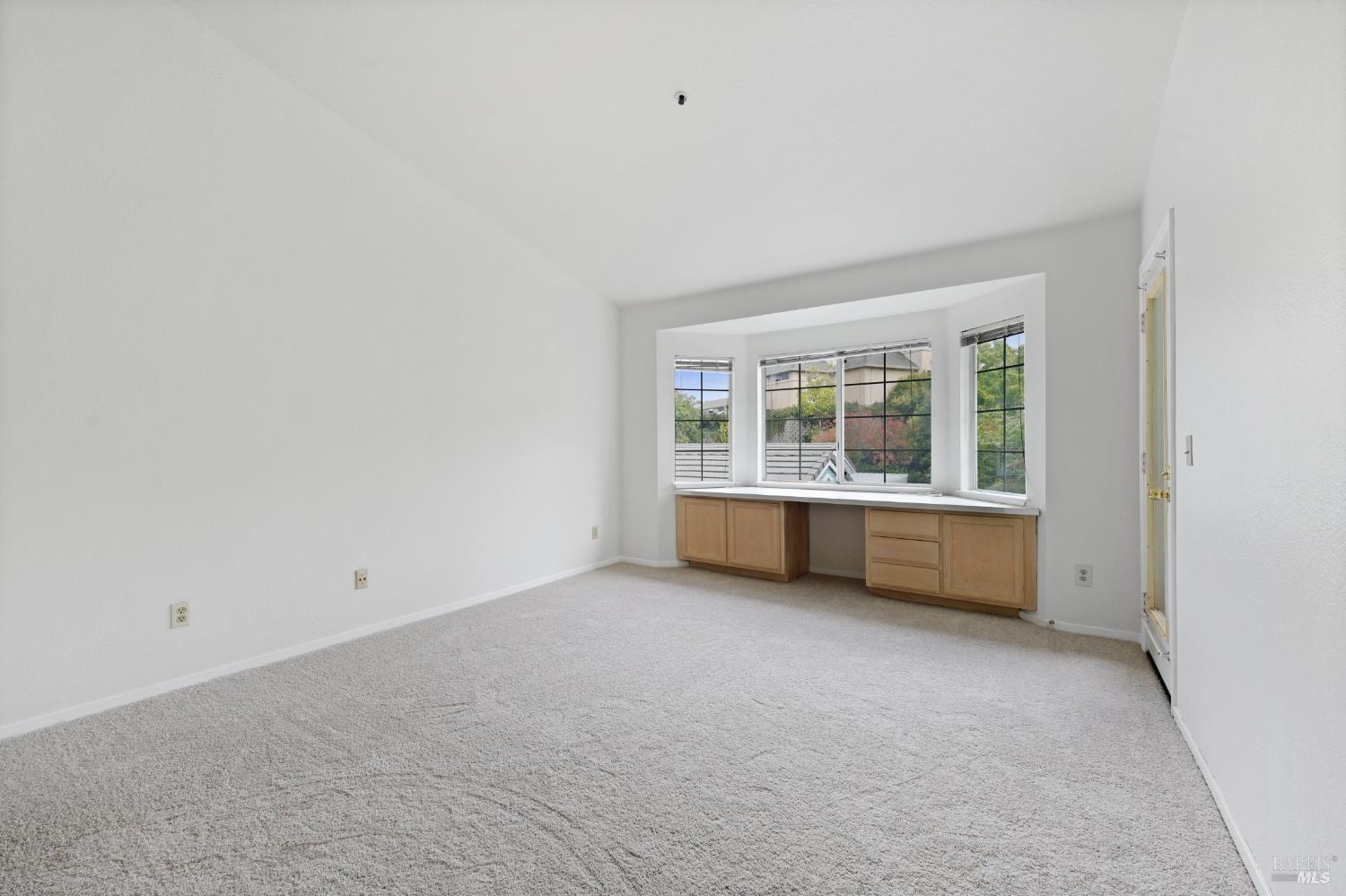 Detail Gallery Image 13 of 29 For 506 Dursey Dr, Pinole,  CA 94564 - 2 Beds | 2 Baths