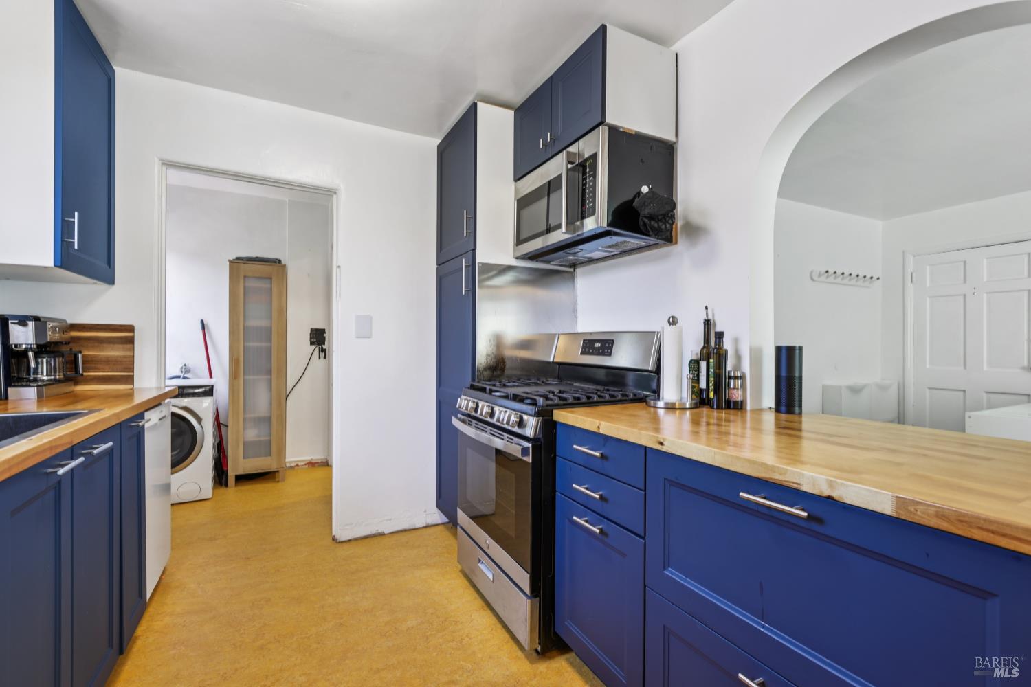 Detail Gallery Image 16 of 32 For 1522 Francisco St, Berkeley,  CA 94703 - 2 Beds | 2 Baths