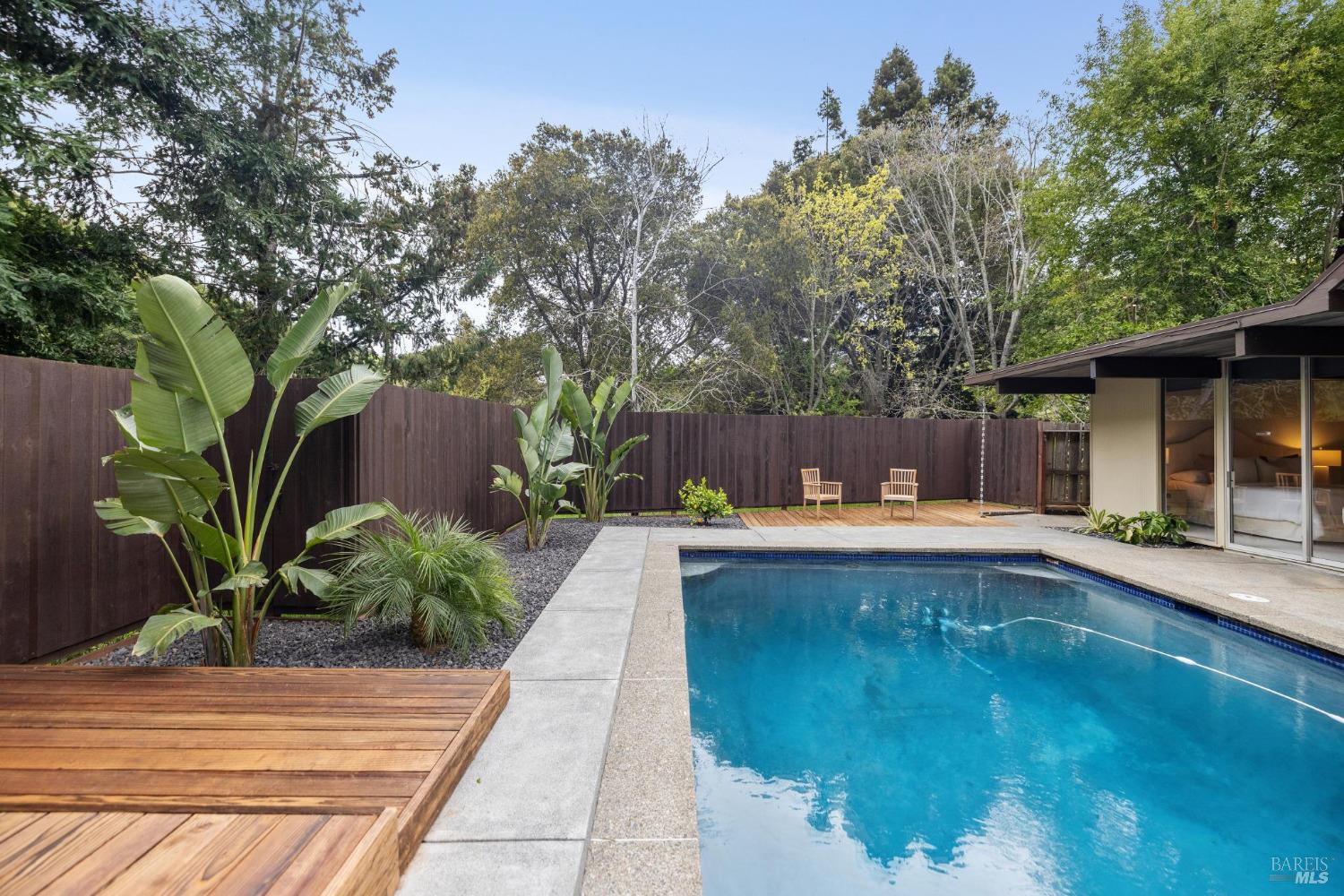 Detail Gallery Image 46 of 55 For 87 Mount Rainier Dr, San Rafael,  CA 94903 - 5 Beds | 2 Baths