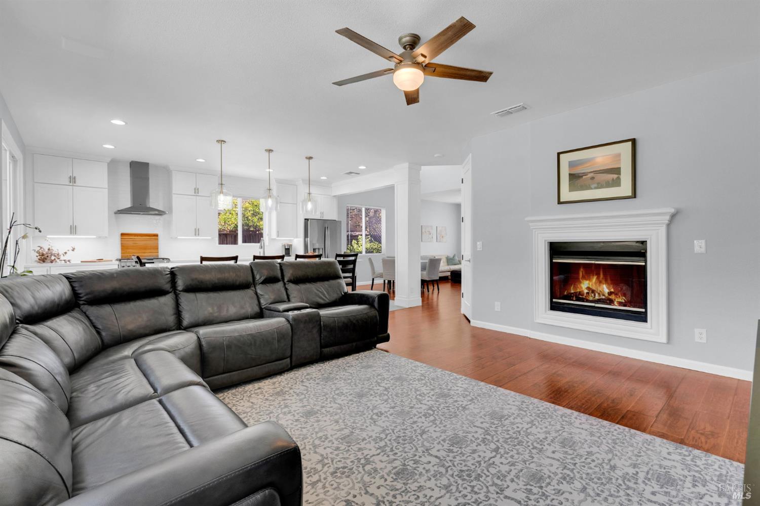 Detail Gallery Image 15 of 43 For 1946 Leaning Oak Ct, Fairfield,  CA 94534 - 5 Beds | 3 Baths
