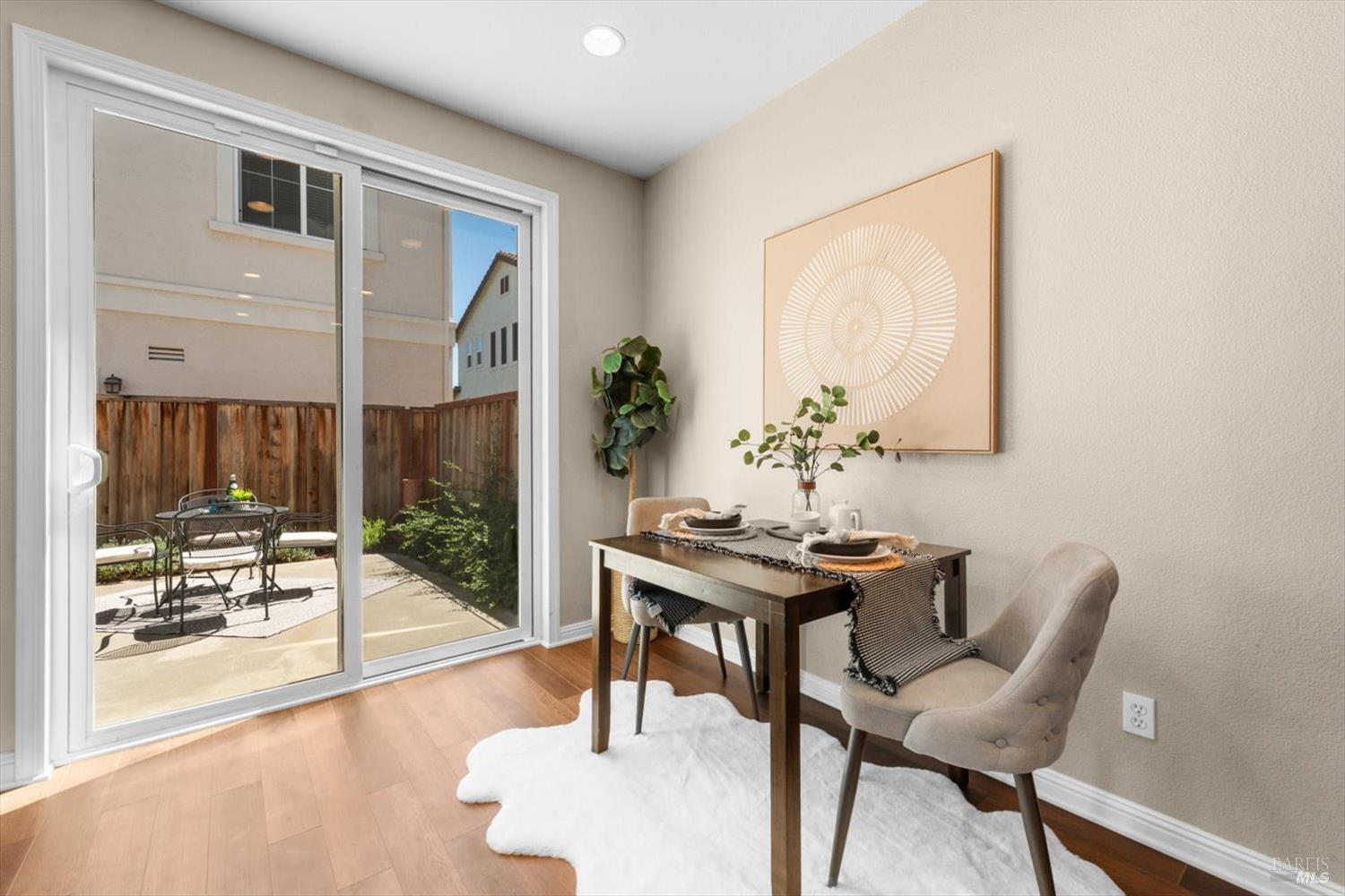 Detail Gallery Image 15 of 54 For 1013 Portofino Ave, Vacaville,  CA 95687 - 3 Beds | 2/1 Baths