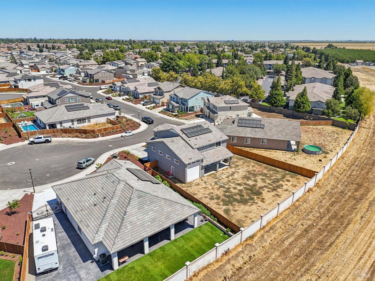 Detail Gallery Image 42 of 44 For 1553 Base Ct, Dixon,  CA 95620 - 4 Beds | 3 Baths