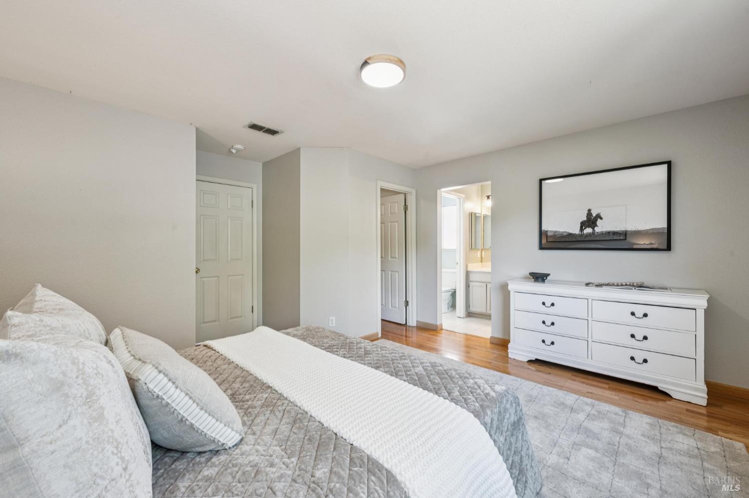 Detail Gallery Image 40 of 53 For 8030 Macaw Ct, Rohnert Park,  CA 94928 - 3 Beds | 2/1 Baths