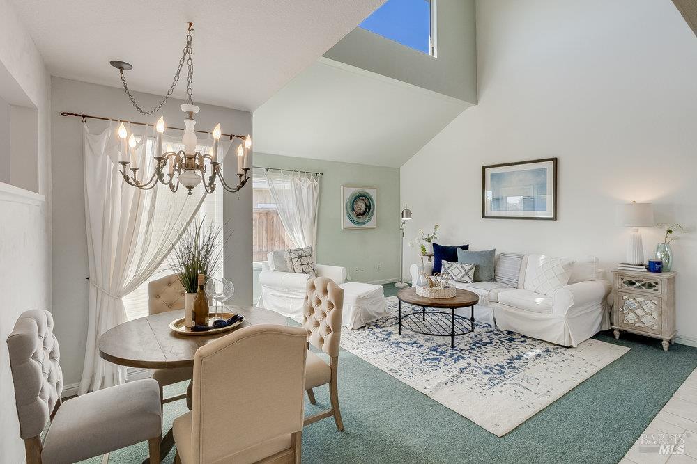Detail Gallery Image 6 of 61 For 108 James River Rd, Vallejo,  CA 94591 - 3 Beds | 2/1 Baths