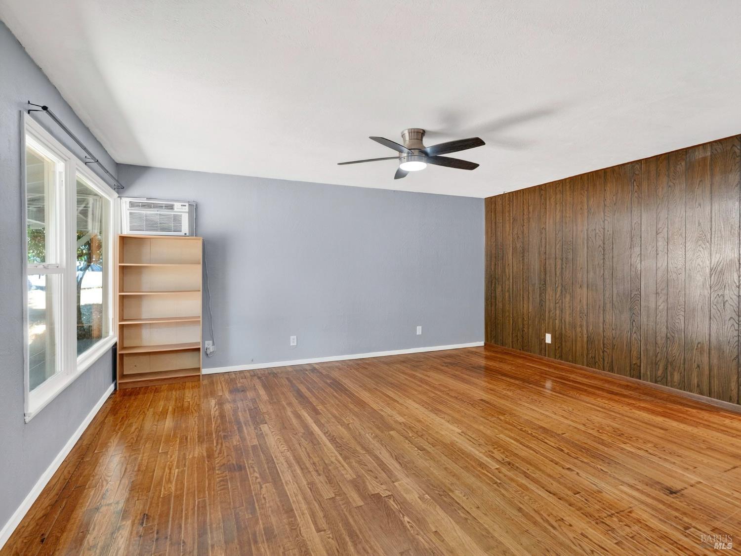 Detail Gallery Image 6 of 28 For 693 Mendocino Dr, Ukiah,  CA 95482 - 3 Beds | 1 Baths
