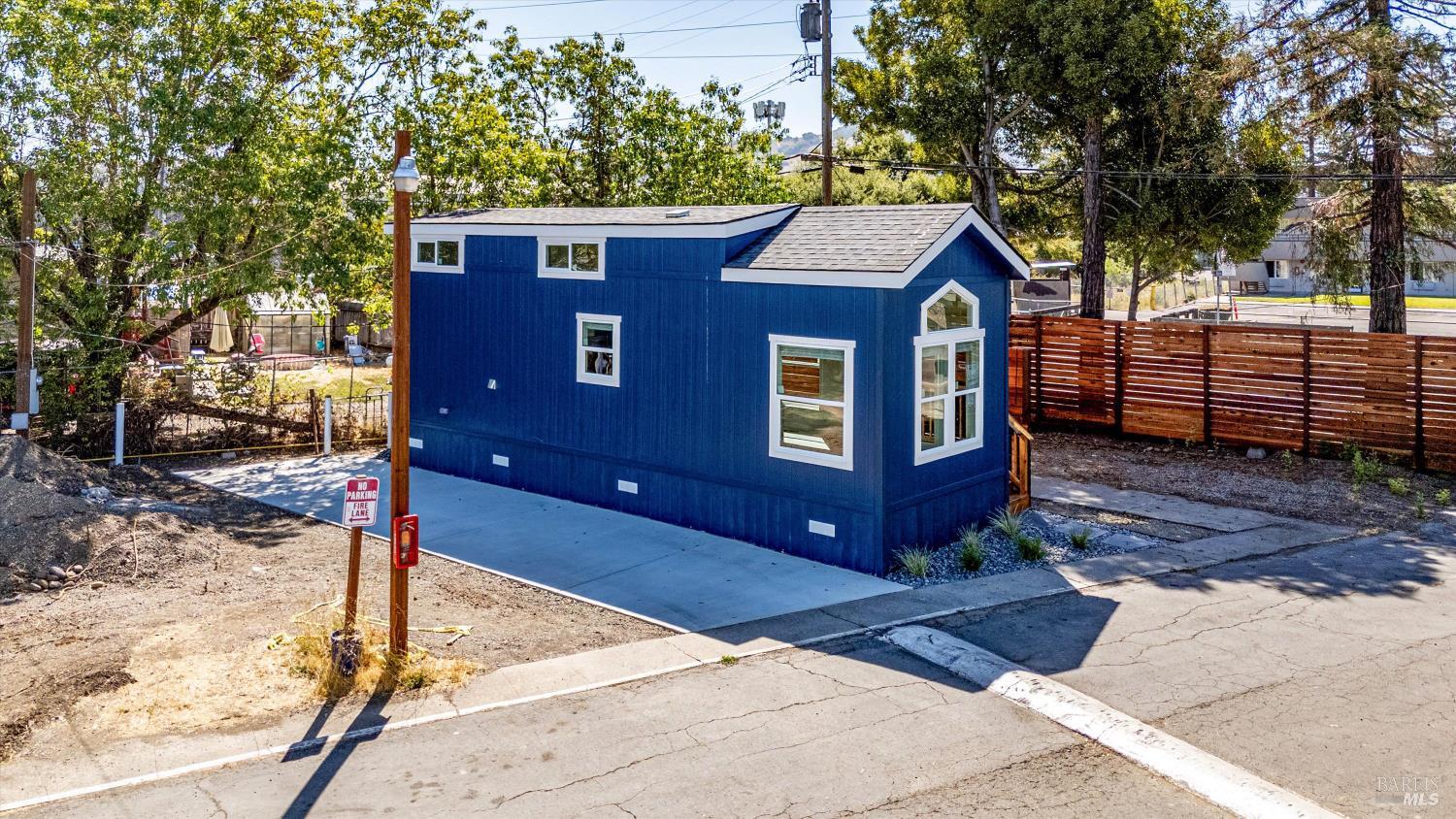 Detail Gallery Image 3 of 32 For 101 Colgan Ave 2, Santa Rosa,  CA 95404 - 1 Beds | 1 Baths