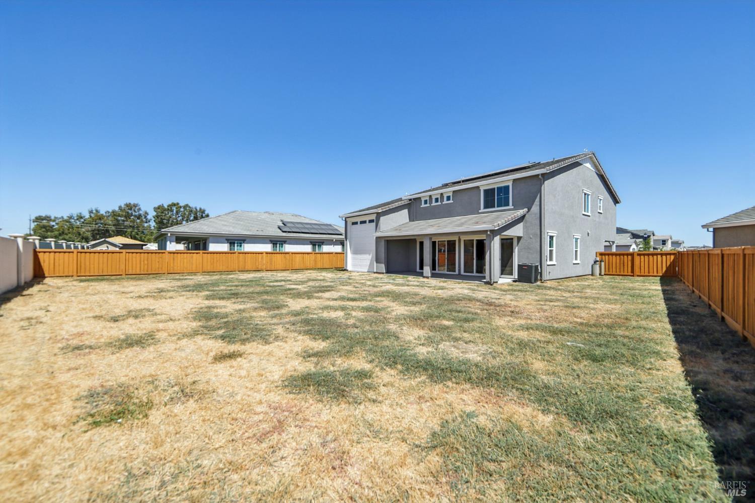 Detail Gallery Image 35 of 44 For 1553 Base Ct, Dixon,  CA 95620 - 4 Beds | 3 Baths