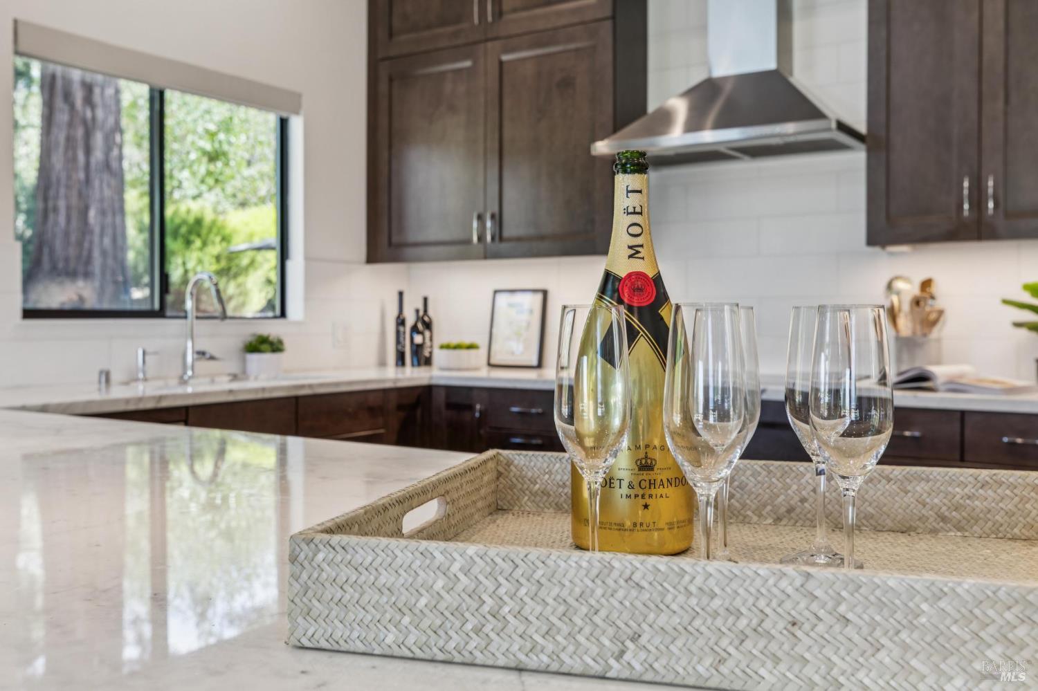 Detail Gallery Image 23 of 69 For 836 Acorn Way, Napa,  CA 94558 - 3 Beds | 2 Baths