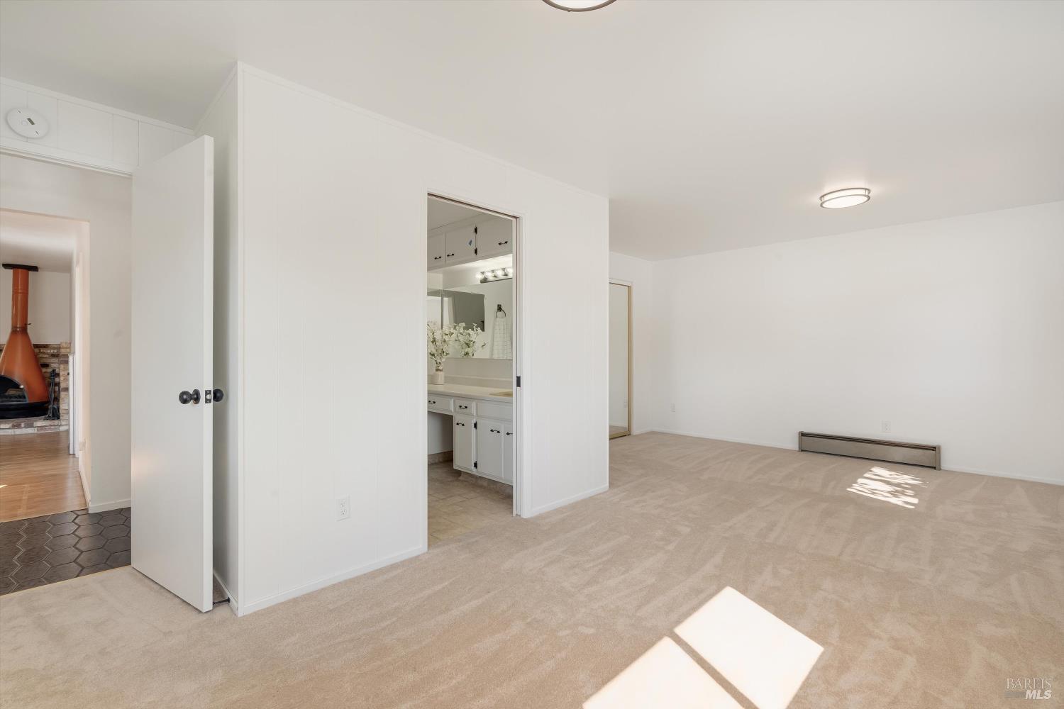Detail Gallery Image 14 of 40 For 1229 Olive St, Santa Rosa,  CA 95407 - 3 Beds | 2 Baths