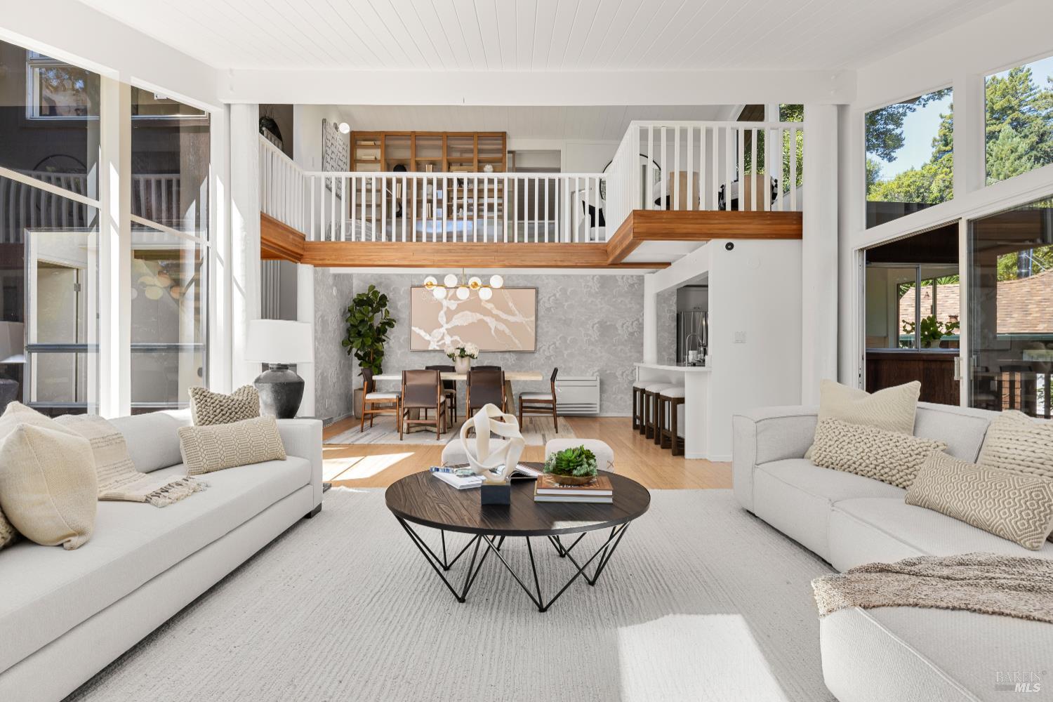 Detail Gallery Image 14 of 56 For 306 Edgewood Ave, Mill Valley,  CA 94941 - 4 Beds | 3 Baths