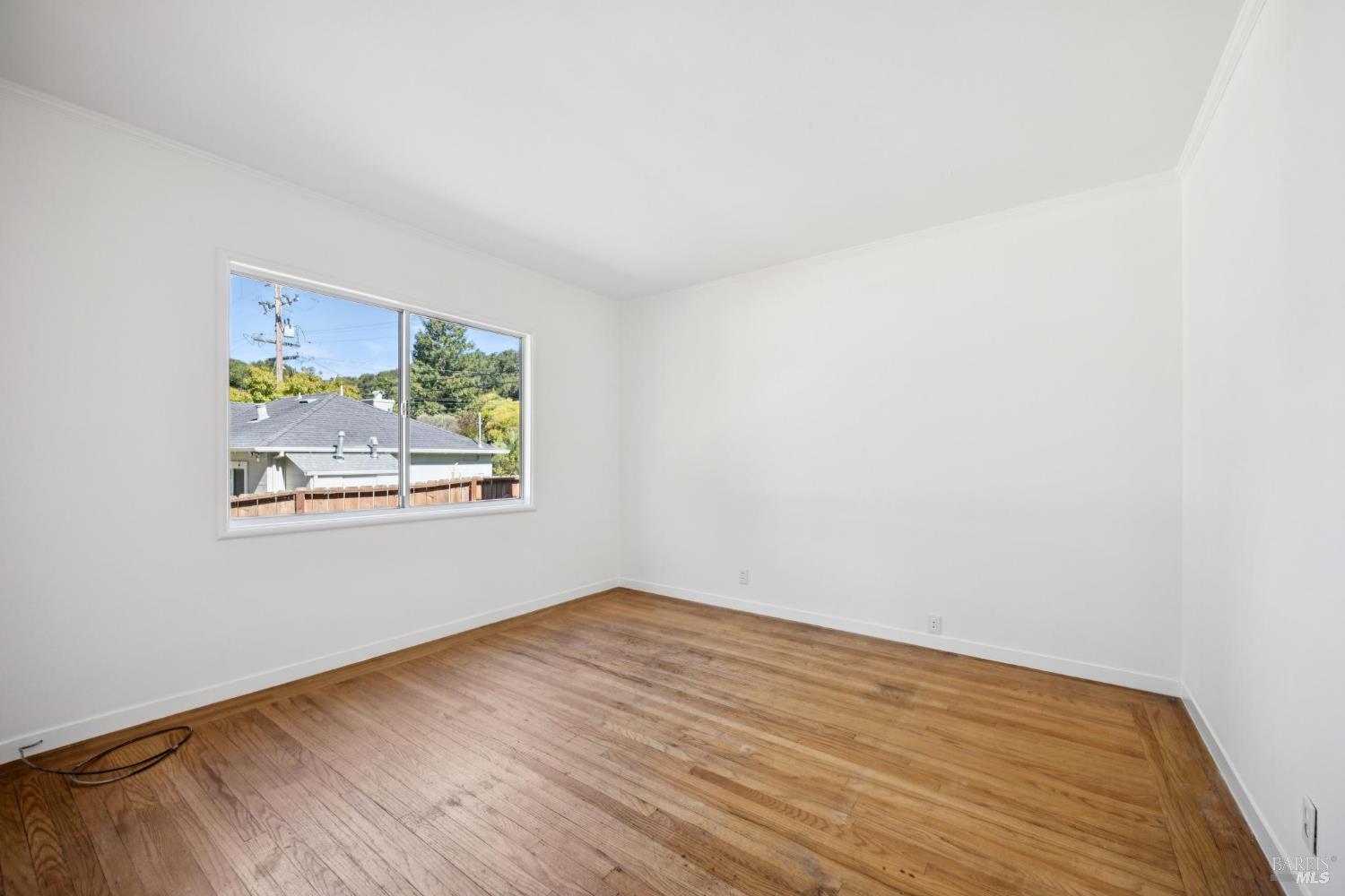 Detail Gallery Image 22 of 40 For 95 the Alameda Unkn, San Anselmo,  CA 94960 - 3 Beds | 2 Baths
