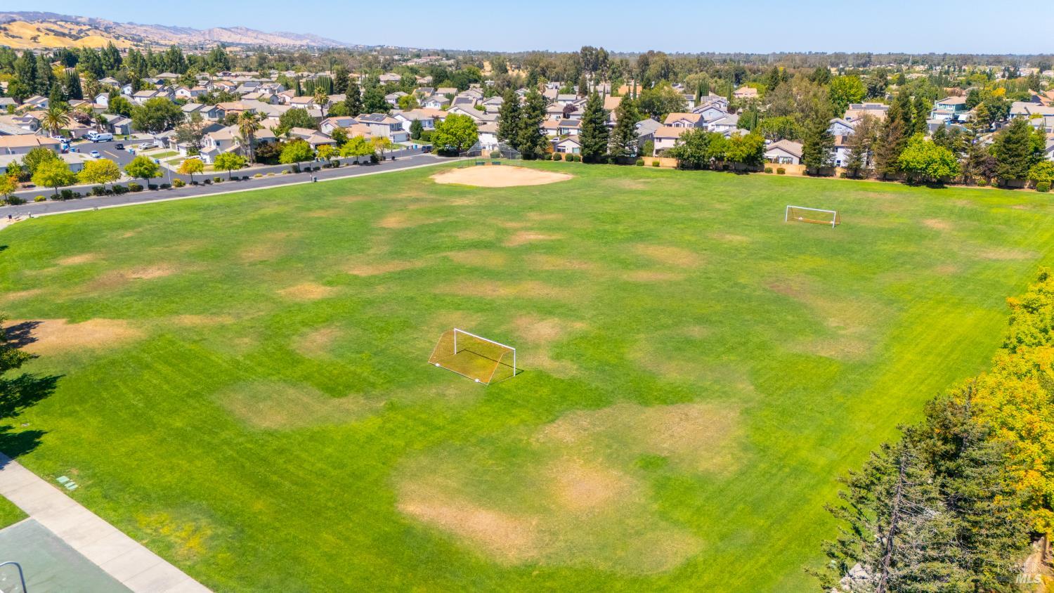 Detail Gallery Image 50 of 58 For 202 Bantry Dr, Vacaville,  CA 95688 - 3 Beds | 2 Baths