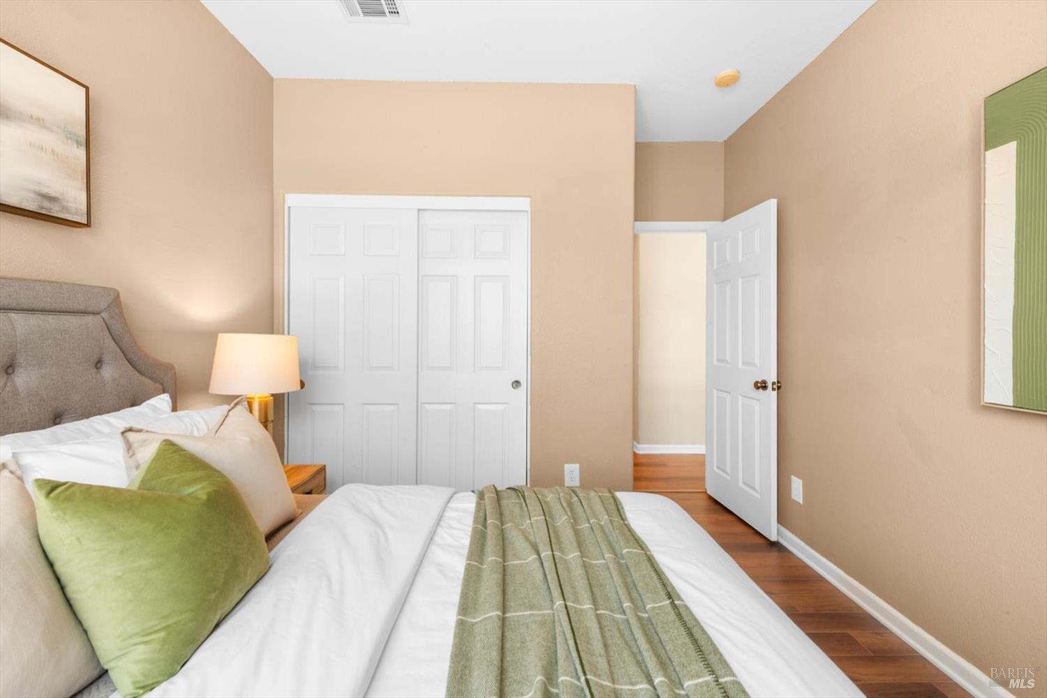 Detail Gallery Image 25 of 54 For 1013 Portofino Ave, Vacaville,  CA 95687 - 3 Beds | 2/1 Baths