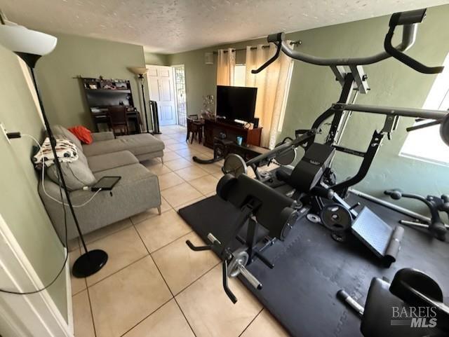 Detail Gallery Image 3 of 5 For 113 Laguna St, Vallejo,  CA 94591 - 3 Beds | 1 Baths