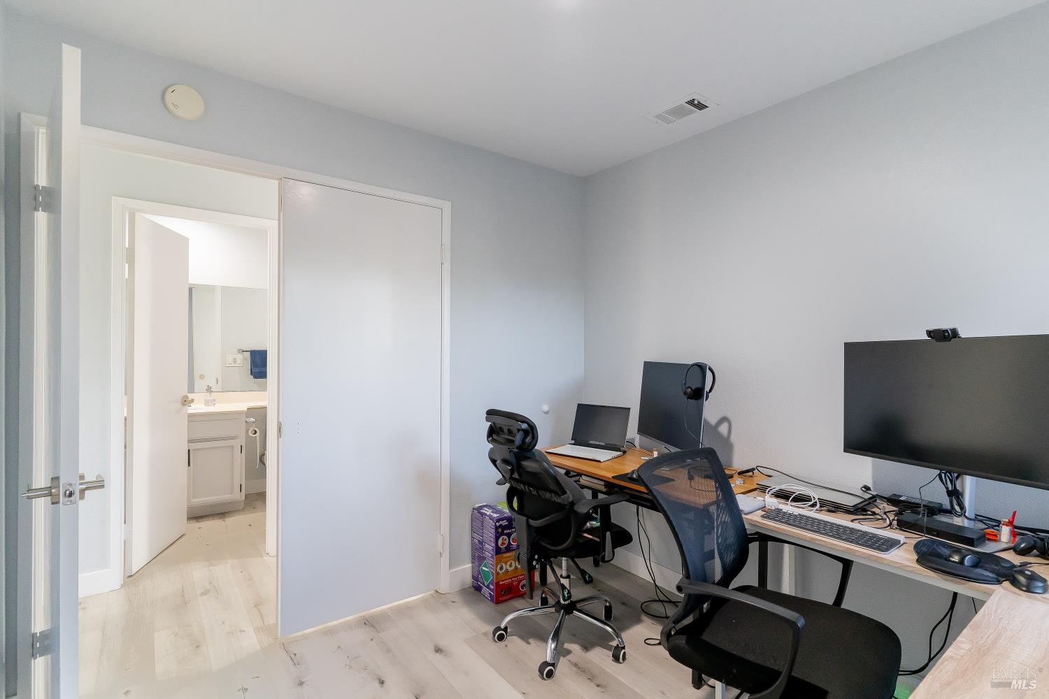 Detail Gallery Image 22 of 41 For 220 Bluebell Pl, Vallejo,  CA 94591 - 4 Beds | 2 Baths