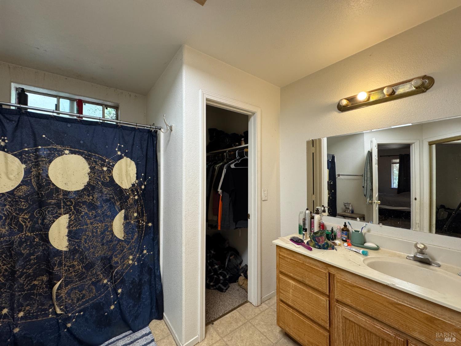 Detail Gallery Image 8 of 13 For 16681 Cobb Blvd, Cobb,  CA 95426 - 3 Beds | 2 Baths