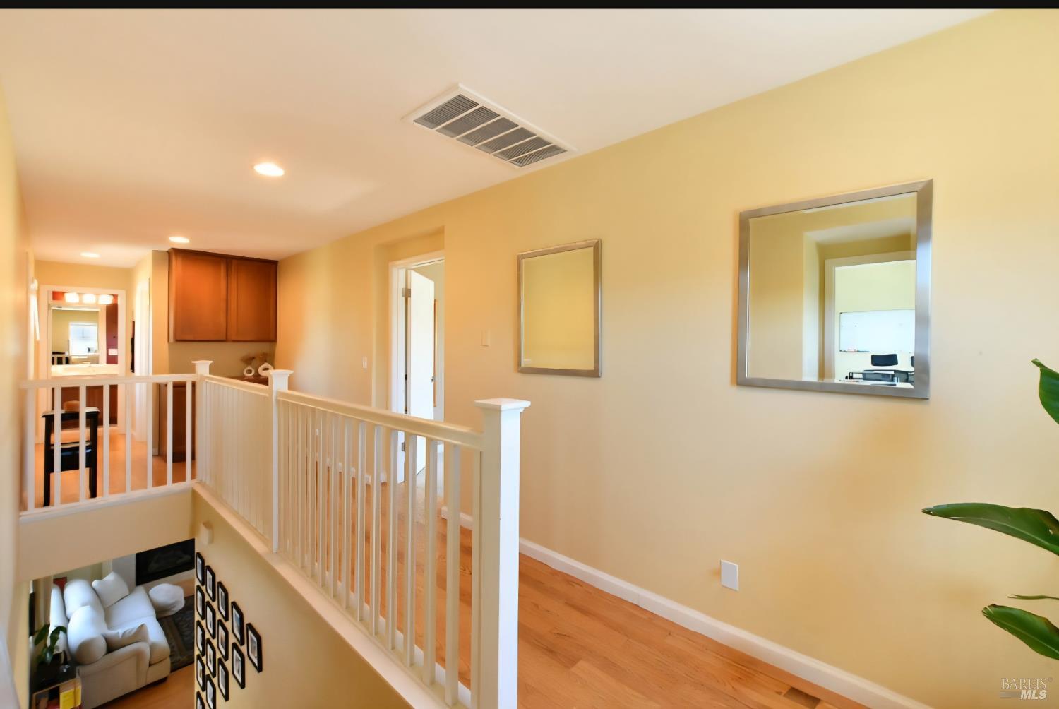 Detail Gallery Image 17 of 30 For 2353 George Ln, Santa Rosa,  CA 95403 - 3 Beds | 2/1 Baths