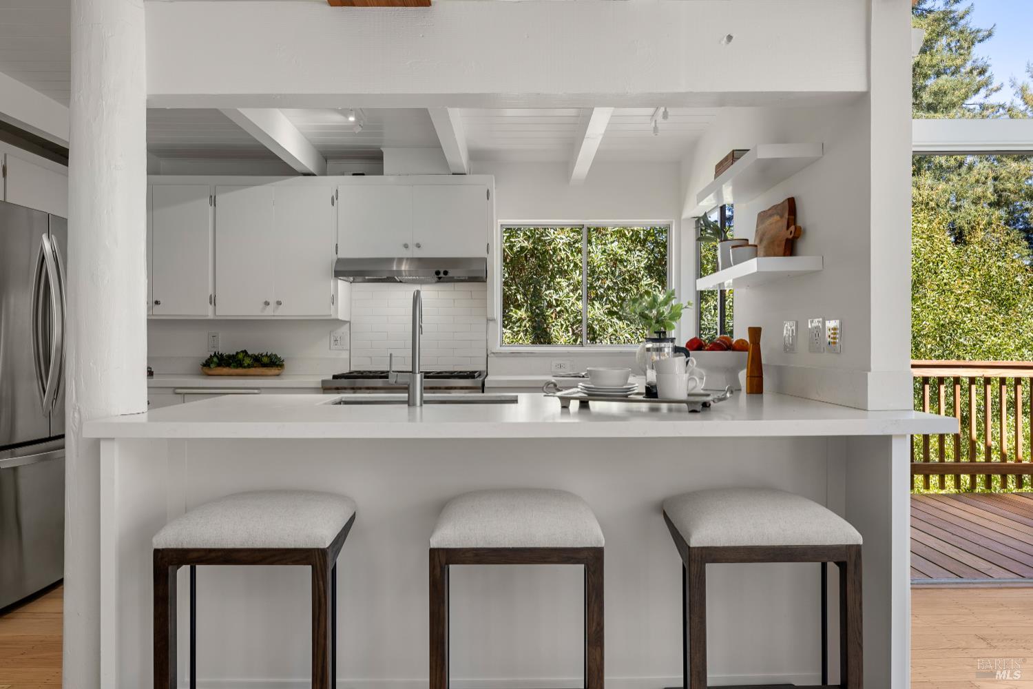 Detail Gallery Image 18 of 56 For 306 Edgewood Ave, Mill Valley,  CA 94941 - 4 Beds | 3 Baths