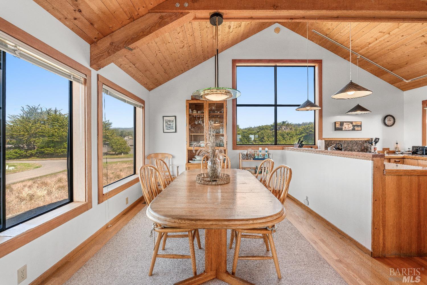 Detail Gallery Image 10 of 38 For 41940 Mizzen Mast Unkn, The Sea Ranch,  CA 95497 - 4 Beds | 3/1 Baths