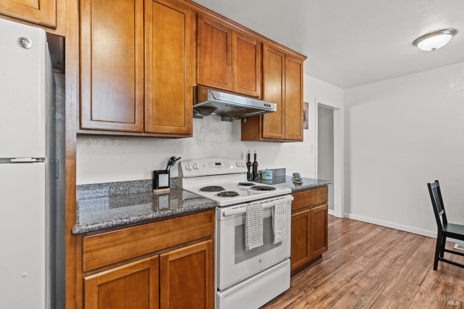 Detail Gallery Image 13 of 32 For 229 Hermosa Ave, Vallejo,  CA 94589 - 3 Beds | 1 Baths