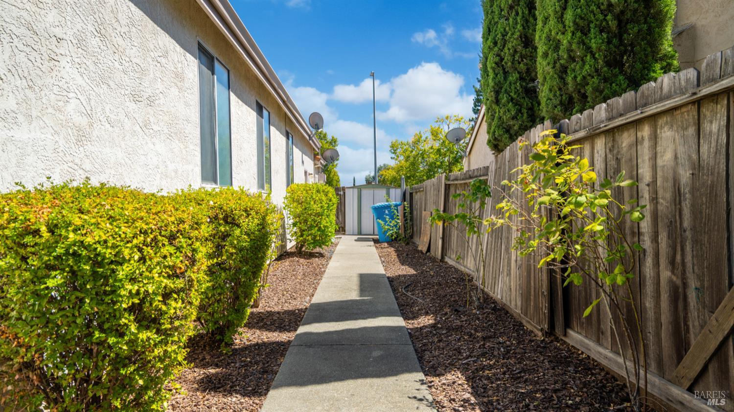 Detail Gallery Image 40 of 58 For 202 Bantry Dr, Vacaville,  CA 95688 - 3 Beds | 2 Baths