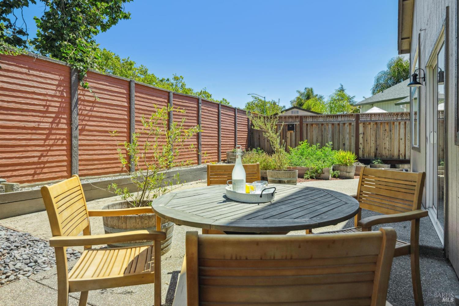 Detail Gallery Image 52 of 53 For 8030 Macaw Ct, Rohnert Park,  CA 94928 - 3 Beds | 2/1 Baths