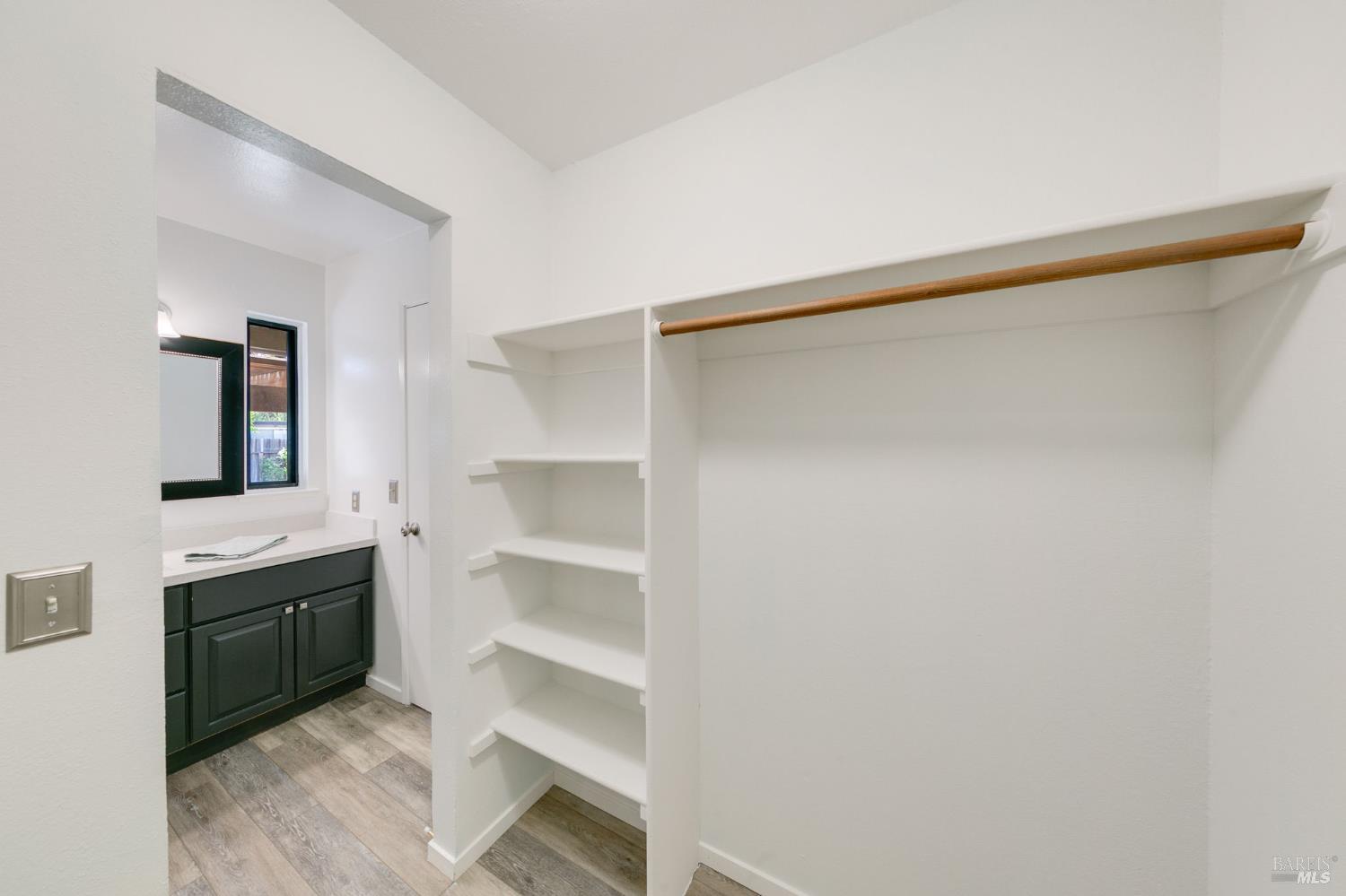 Detail Gallery Image 32 of 50 For 390 S Almond St, Dixon,  CA 95620 - 4 Beds | 2/1 Baths