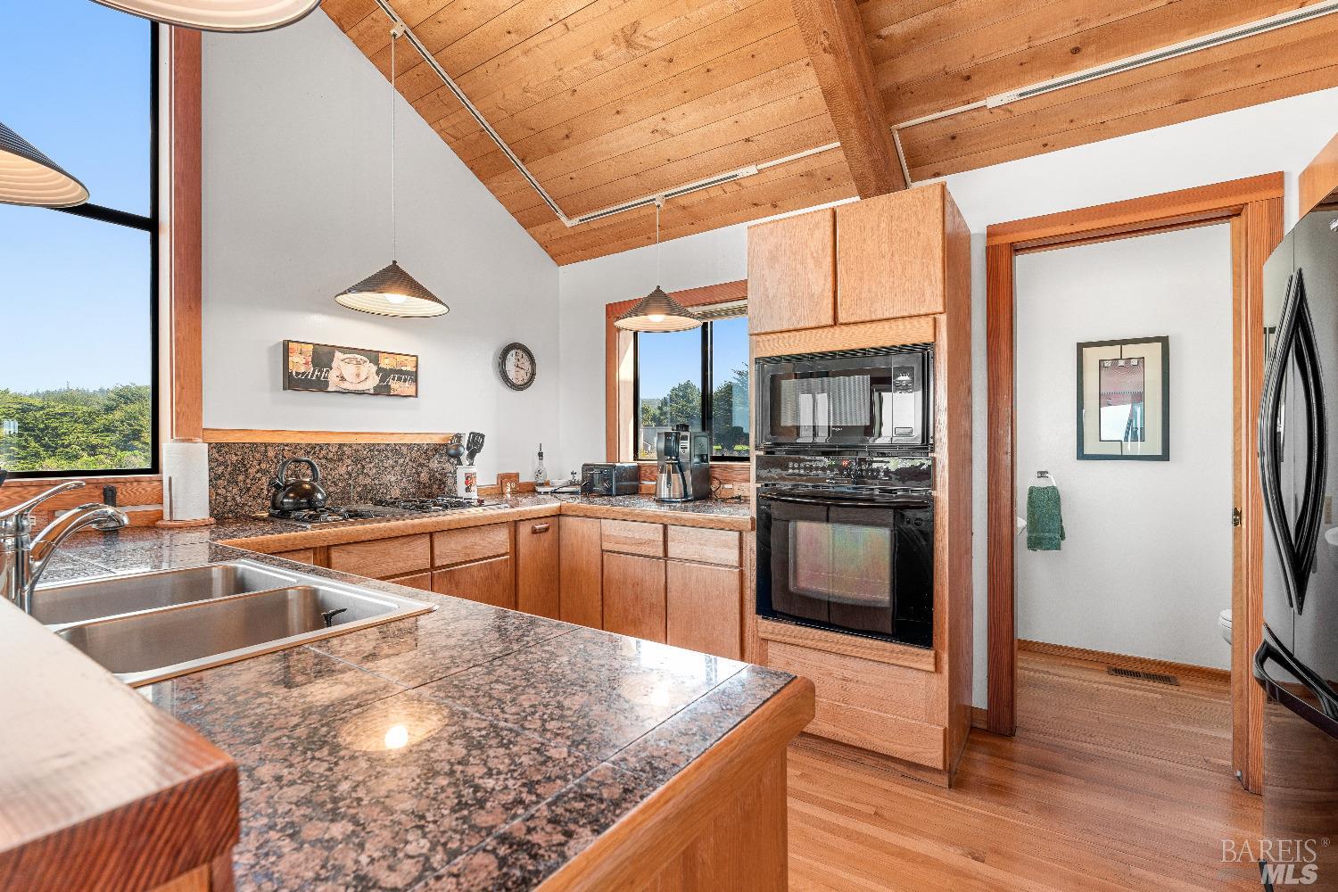 Detail Gallery Image 12 of 38 For 41940 Mizzen Mast Unkn, The Sea Ranch,  CA 95497 - 4 Beds | 3/1 Baths