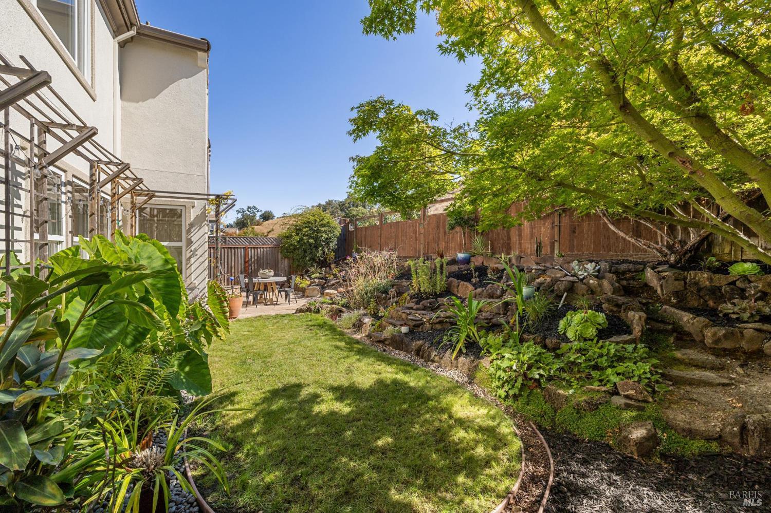 Detail Gallery Image 50 of 52 For 24 Sunny Cove Dr, Novato,  CA 94949 - 5 Beds | 3/1 Baths