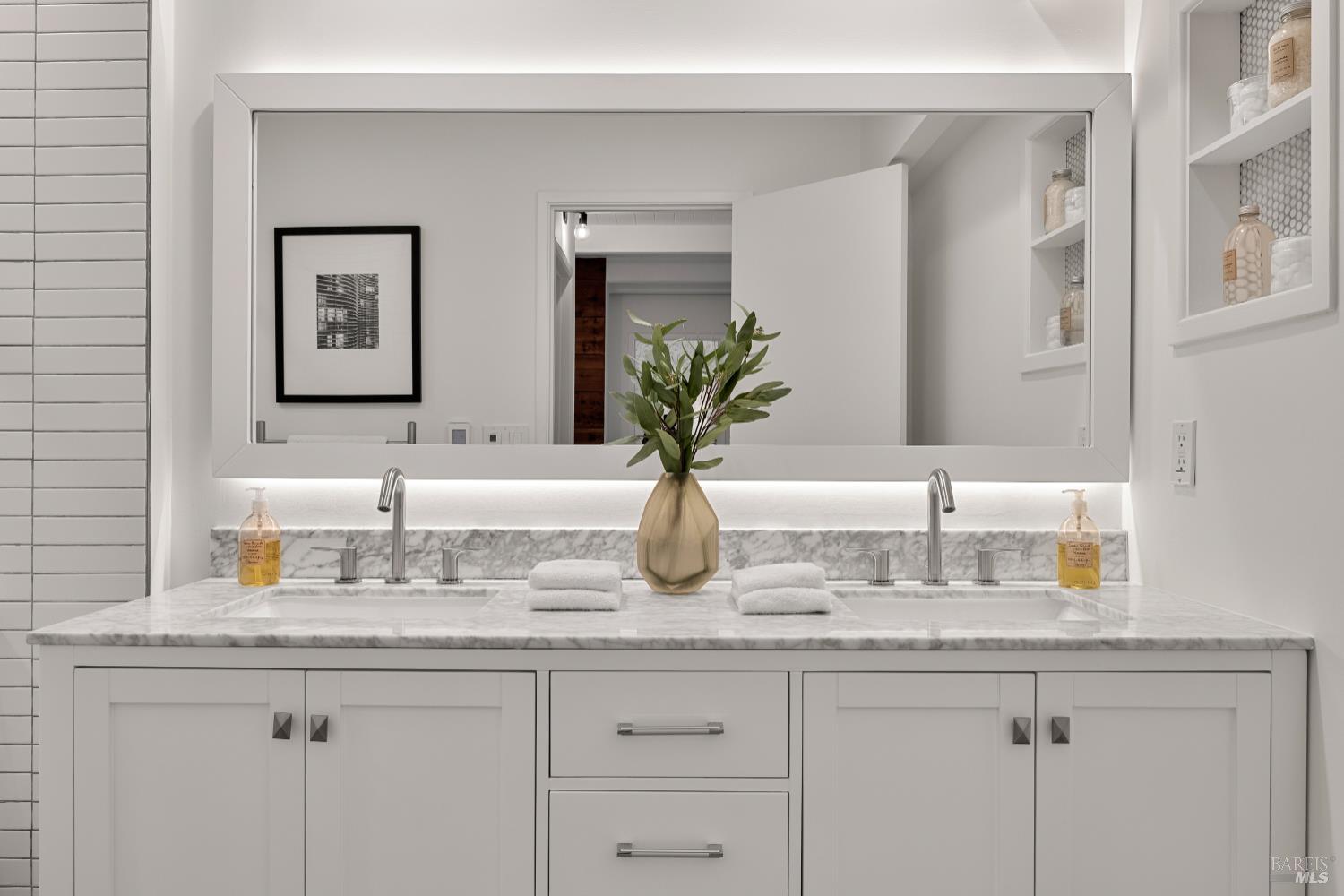 Detail Gallery Image 40 of 56 For 306 Edgewood Ave, Mill Valley,  CA 94941 - 4 Beds | 3 Baths
