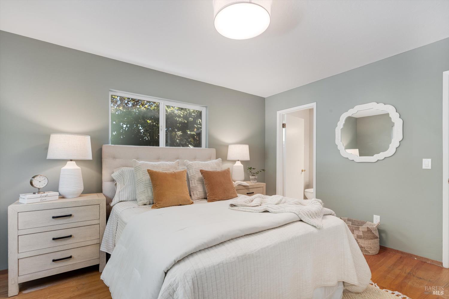 Detail Gallery Image 29 of 46 For 19100 Ola Ct, Sonoma,  CA 95476 - 2 Beds | 2 Baths