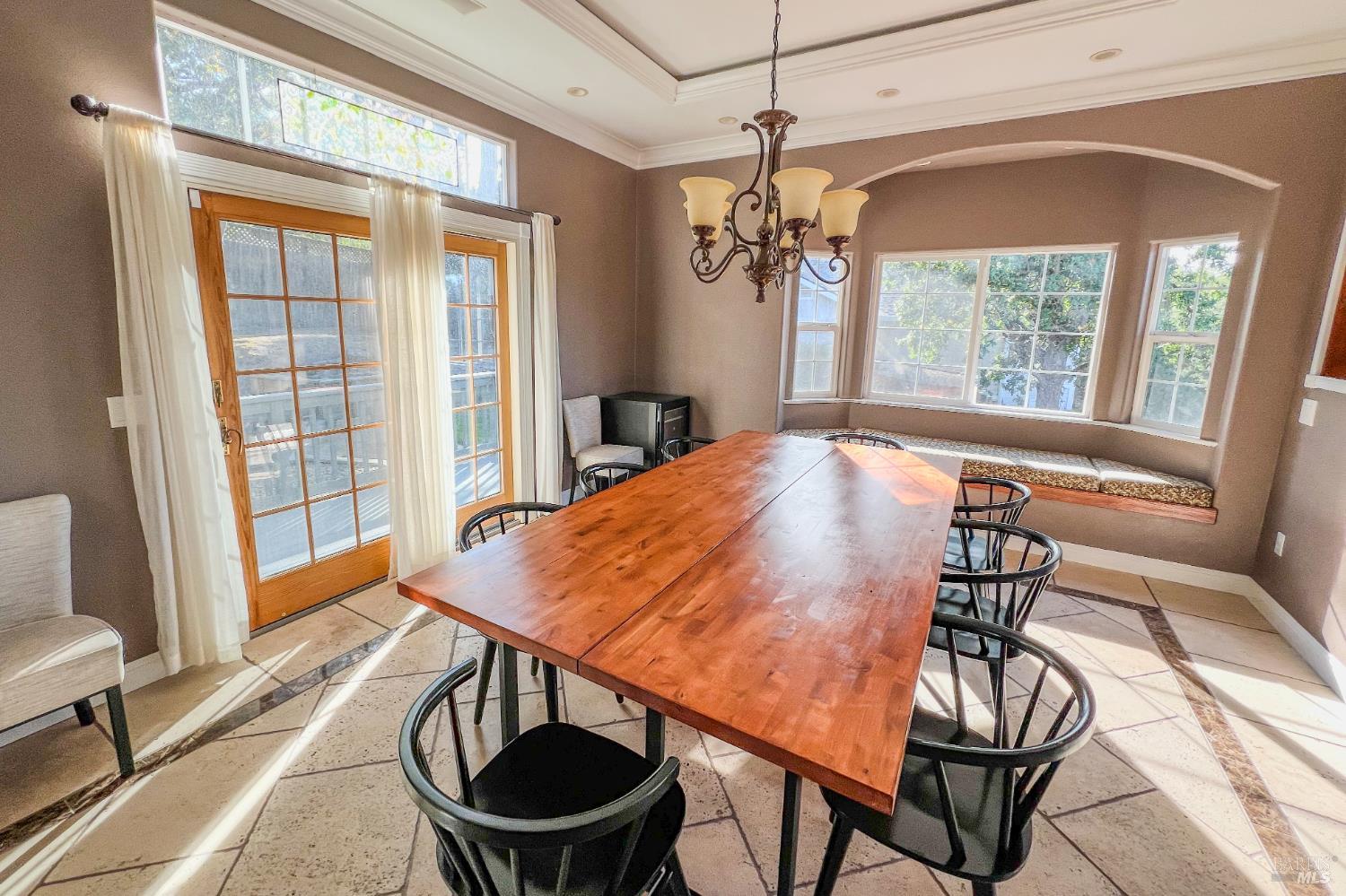 Detail Gallery Image 9 of 38 For 6081 Malcolm Ln, Penngrove,  CA 94951 - 3 Beds | 2/1 Baths