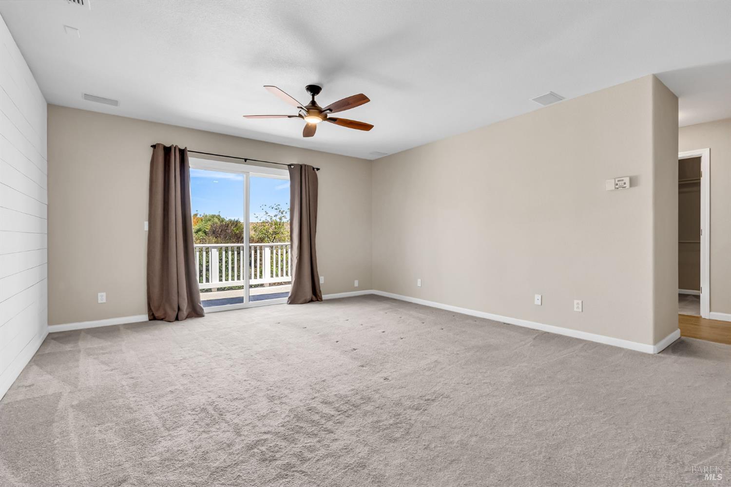 Detail Gallery Image 21 of 43 For 1946 Leaning Oak Ct, Fairfield,  CA 94534 - 5 Beds | 3 Baths