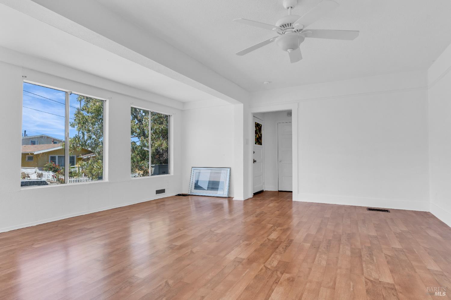 Detail Gallery Image 5 of 22 For 1416 Napa St, Vallejo,  CA 94590 - 2 Beds | 2 Baths