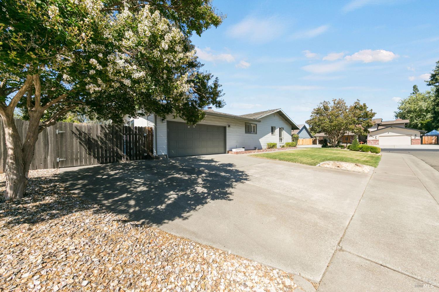Detail Gallery Image 44 of 50 For 390 S Almond St, Dixon,  CA 95620 - 4 Beds | 2/1 Baths