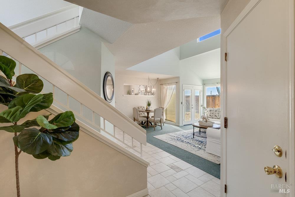 Detail Gallery Image 3 of 61 For 108 James River Rd, Vallejo,  CA 94591 - 3 Beds | 2/1 Baths