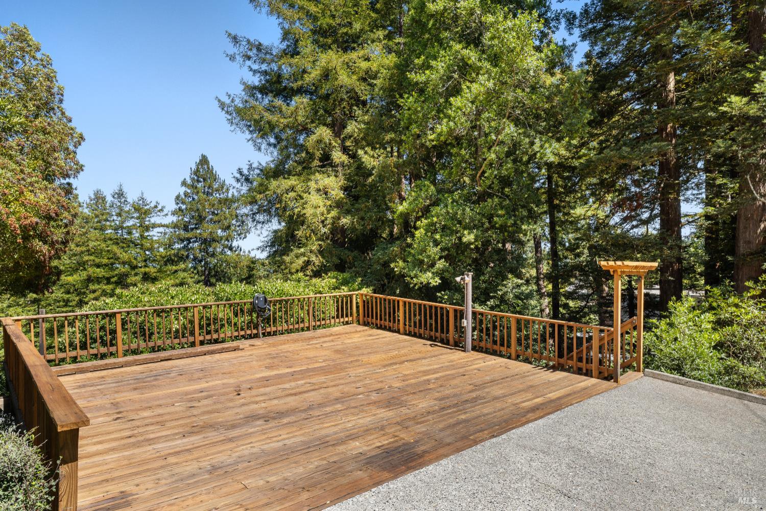 Detail Gallery Image 52 of 56 For 306 Edgewood Ave, Mill Valley,  CA 94941 - 4 Beds | 3 Baths