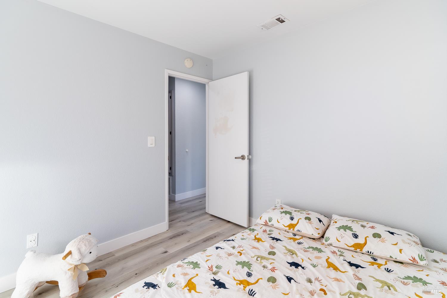 Detail Gallery Image 18 of 41 For 220 Bluebell Pl, Vallejo,  CA 94591 - 4 Beds | 2 Baths