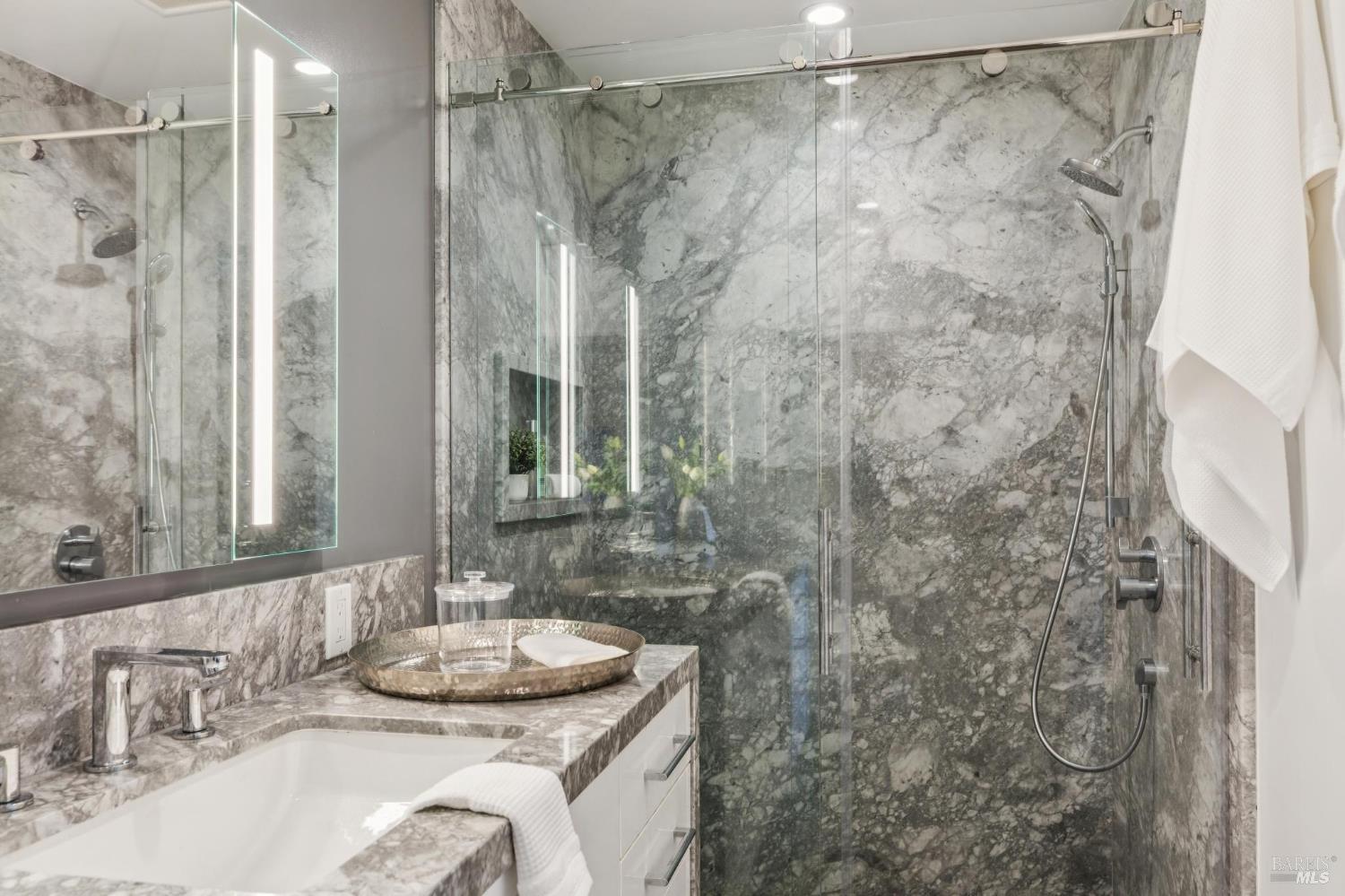 Detail Gallery Image 33 of 69 For 836 Acorn Way, Napa,  CA 94558 - 3 Beds | 2 Baths